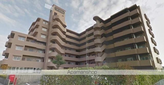 シャルマンフジ岩出参番館の外観写真
