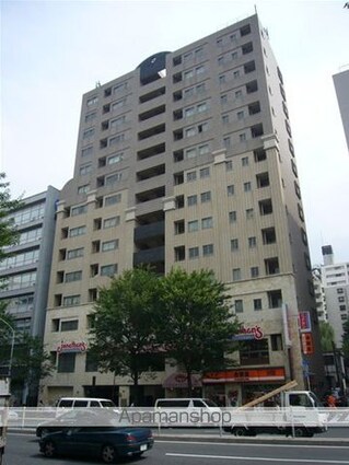 グランカーサ新宿御苑[1R/27.87m2]の外観1