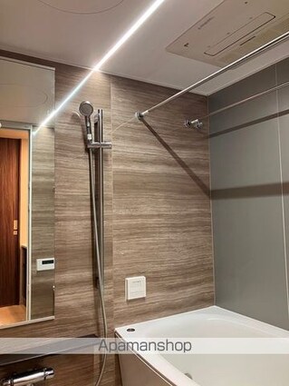 ルフォン横浜根岸[3LDK/72.04m2]のバス