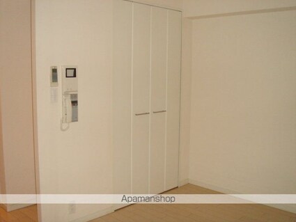 レジディア神田岩本町[1R/22.71m2]のリビング・居間2