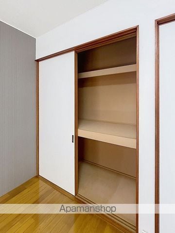 フラワーハイツB棟の内装写真