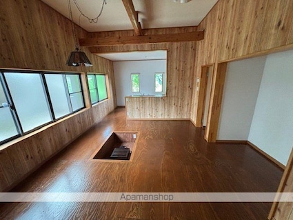 飯野町南小平貸家[3LDK/81m2]のリビング・居間