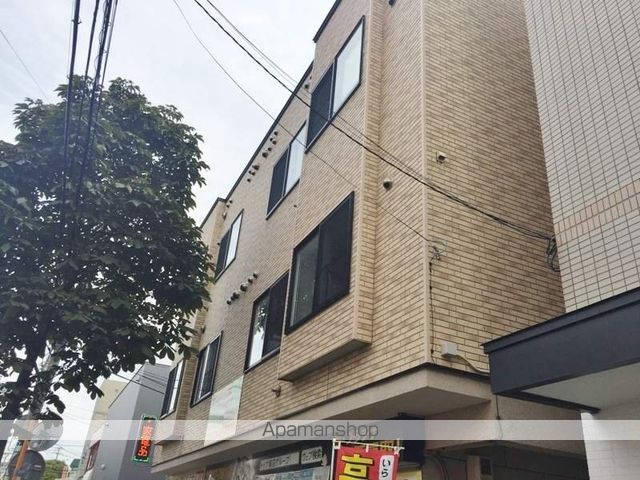 リナコートAの外観写真