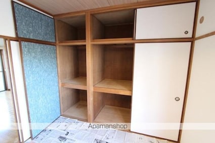 シブヤコーポ花の宮西棟[3LDK/60m2]の収納