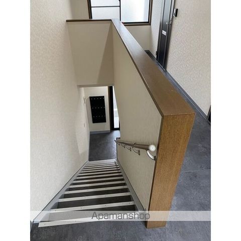 メゾン尾頭橋の内装写真