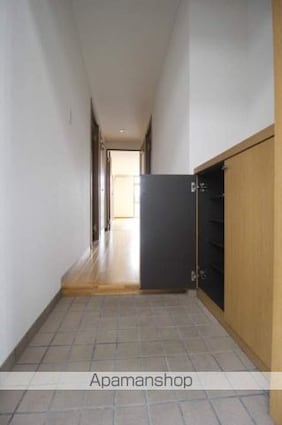 ルネス下中野マンション[3LDK/66.67m2]の玄関