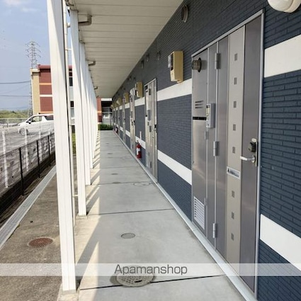 レオネクスト水口古城ヶ丘[1K/31.05m2]のエントランス3