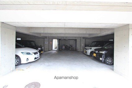 ＦＬＥＵＲＥＴ[1K/29.03m2]の駐車場1