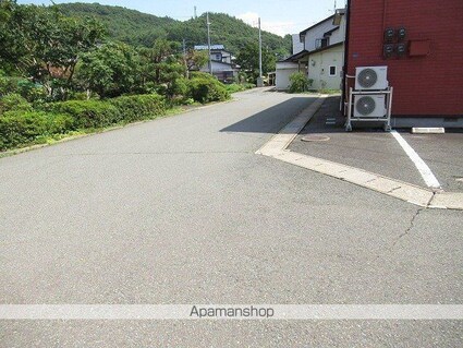 クローロンオクトスⅥ[2LDK/50.3m2]の周辺8