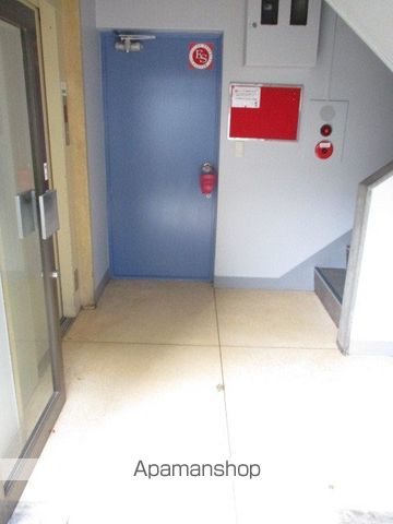 東京都杉並区高円寺北４丁目[1K/26.73m2]のエントランス