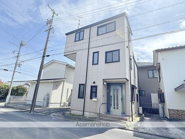 中根借家の外観写真