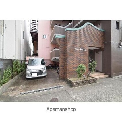 ＣＡＳＡ　ＰＡＺＺＯ[1K/28.21m2]の駐車場