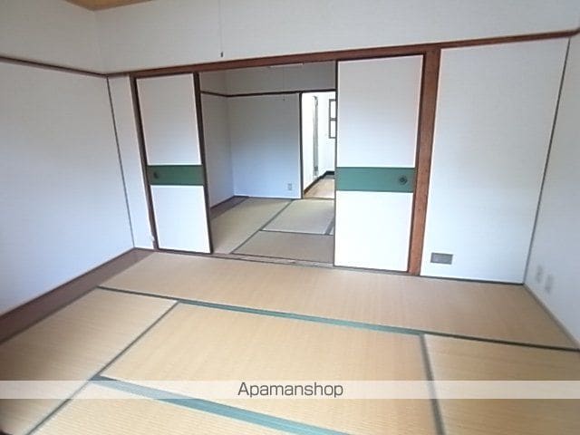 橋本アパートメントの内装写真