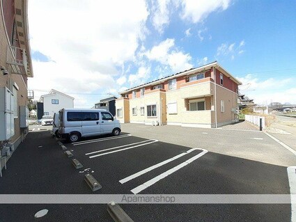 テ・ルサーマ　Ｄ[2LDK/58.21m2]の駐車場