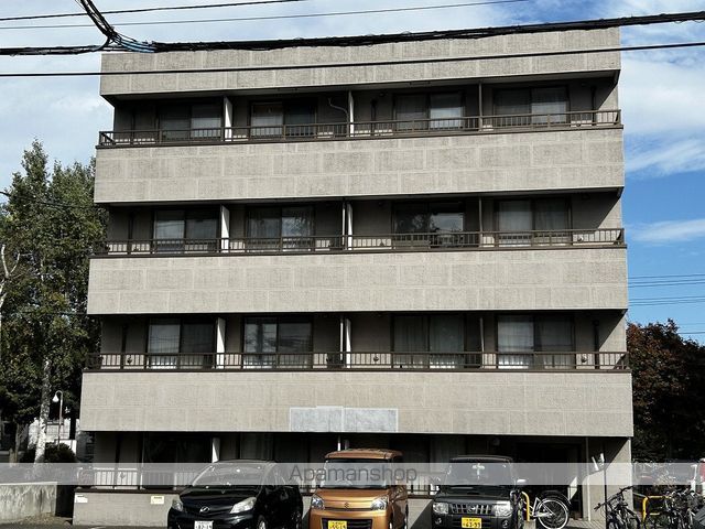 3R’Sの外観写真