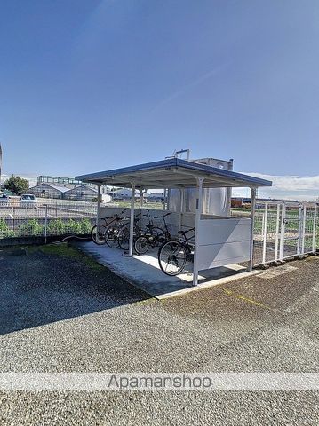 マンションCLOVERの外観写真