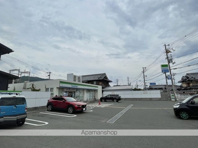 ツインコートいたくらの周辺写真
