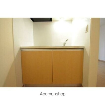 北新宿２ー５ー３３[1K/25.67m2]のキッチン