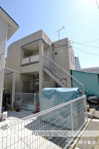 平山マンションの外観写真