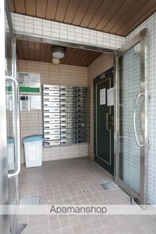 シルフィード用賀の玄関写真