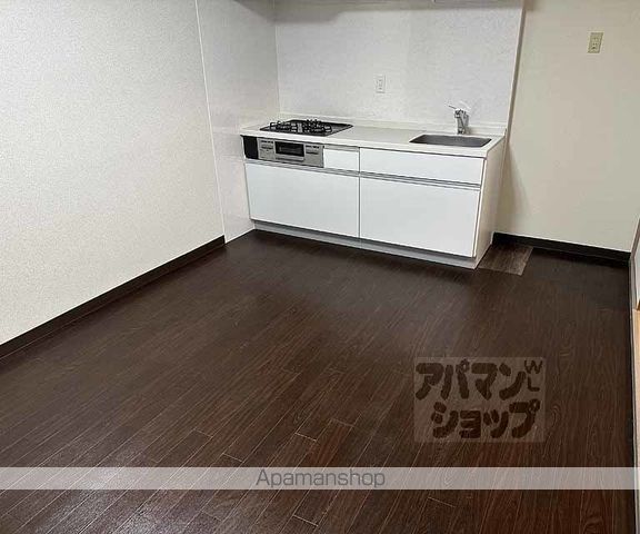 今井ドゥーズィエムの内装写真