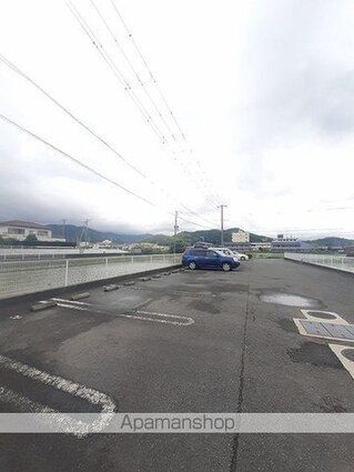 ブライズベールⅠ[2LDK/51.79m2]の駐車場