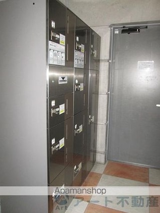レベウェル三愛[3LDK/75.98m2]の共用部1