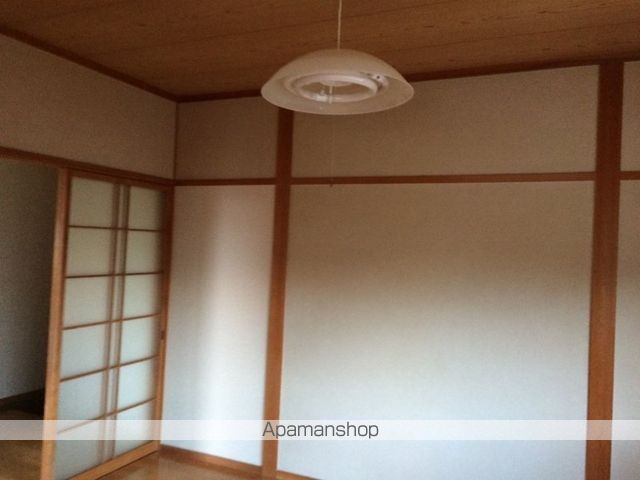 フローラルB棟の内装写真