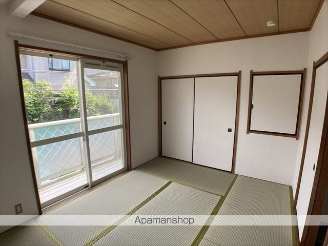 ブルーベリーヒルズFの内装写真