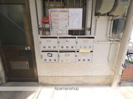 第二織田ビル[1LDK/32.5m2]のエントランス