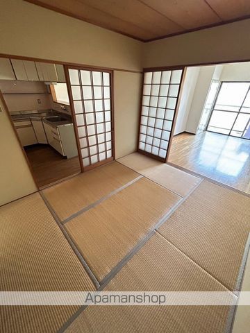 ニューオーヨシ ステートリーマンションの内装写真
