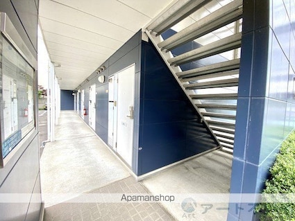 レオパレスＭｏｎｔＰｉａｎｎｅ[1K/23.18m2]のエントランス3