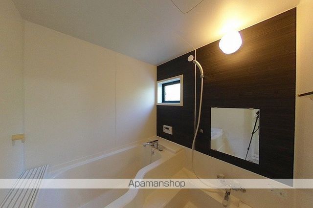 ロイヤルガーデン堀之内 Bの内装写真