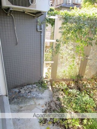 ブライズ中野中央[1R/21.95m2]の庭