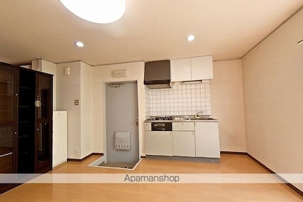 トライアングル筆山[1R/34.65m2]のリビング・居間