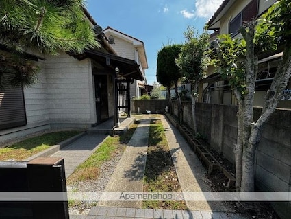 樫原邸[5LDK/105.99m2]の共用部