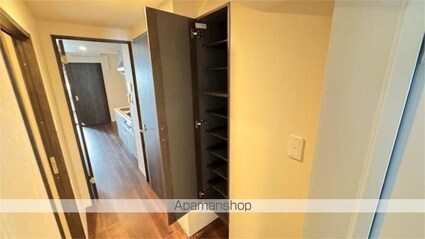 Ｖｉｌｌａ　Ｂｌａｎｃｈｅ[1LDK/35.57m2]の玄関