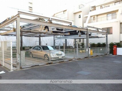 Ｇｒａｃｅ　Ｃｏｕｒｔ　Ｍｅｇｕｒｏ[1K/23.16m2]の駐車場