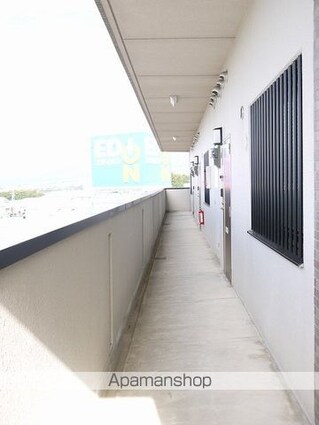 ＬＡ・ＶｉＥ・ＥＮ　ＴＡＫＡＩＤＥ[3DK/56.7m2]の共用部3