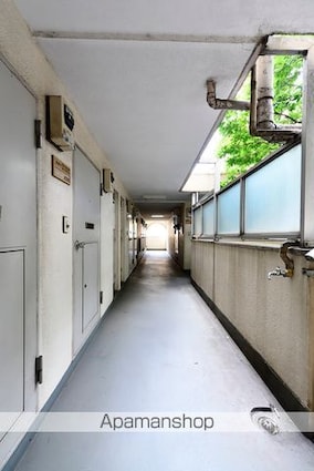 メゾン・ド・ロベリー[1R/13.52m2]の共用部7