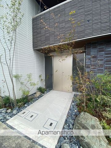 グリナージュ 歴史の散歩道の玄関写真