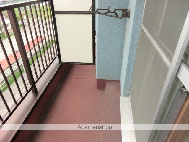 コスモロイヤル東苗穂A棟の内装写真
