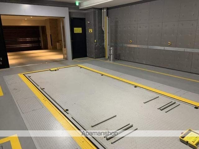 ＴＨＥ　ＣＯＮＯＥ　三田綱町[1LDK/75.03m2]の駐車場