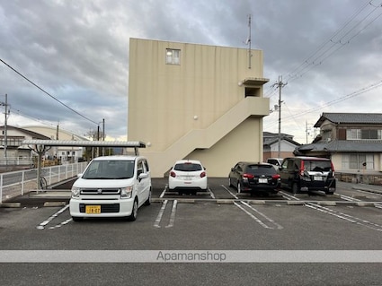 シーダーエース[2LDK/60.18m2]の駐車場1