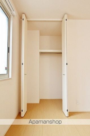 コスモ スクエアII B棟の内装写真