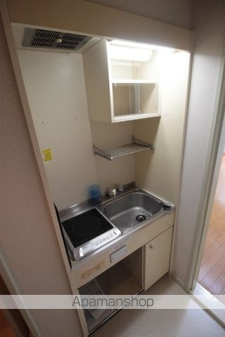 ルミエール高畑の内装写真