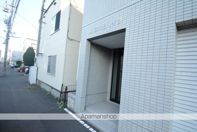 第18大光ハイツの玄関写真