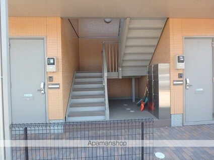 ディアス内川　Ｄ・Ｅ棟[1K/31.7m2]のエントランス1
