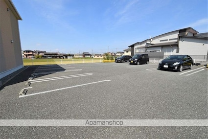 ベルアンジュⅡ[2LDK/54.85m2]の駐車場1