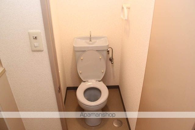 スリーエム原新の内装写真
